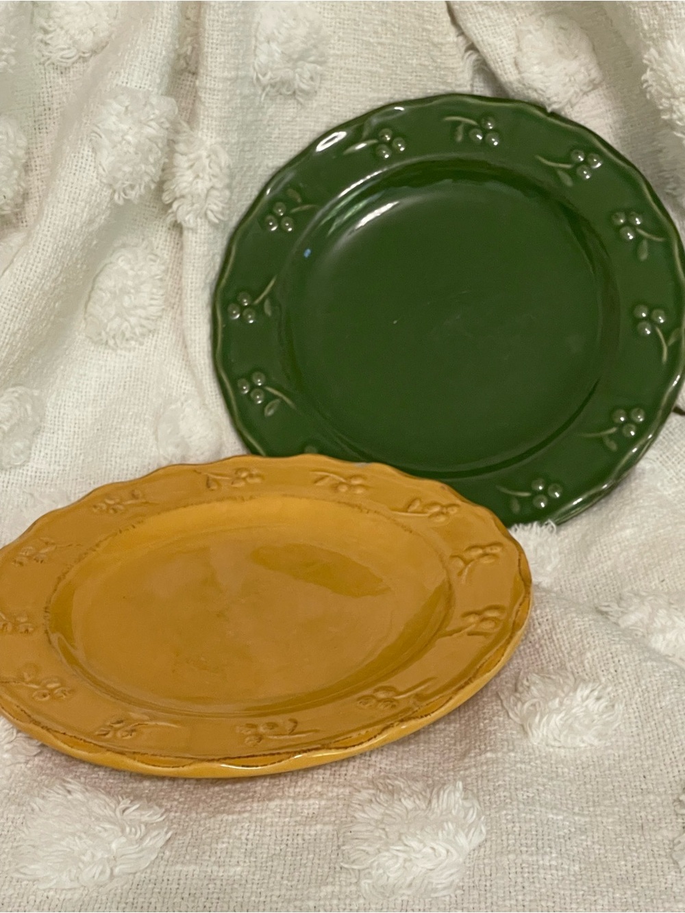 Vintage‎ Bella Glazed Stoneware 8.5” Plates by Debby Segura